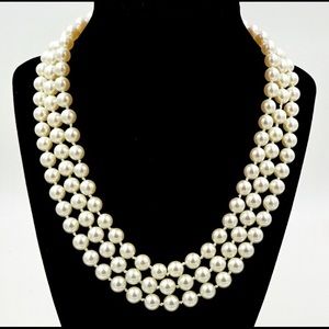 🆕Carolee Triple Strand Faux Pearl Jackie Choker